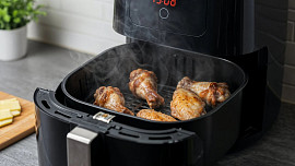 Horkovzdušná fritéza: Smažit jde i zdravěji. Videonávod předvede, jak na to