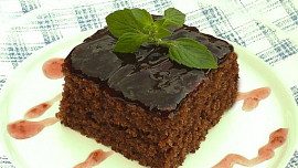 Mrkvový perník: Báječný hrnkový moučník pro pěkné chvíle je šťavnatý a vláčný