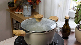 Jak zabránit přetékání vody z hrnce? Poradíme jeden snadný trik, který pomůže