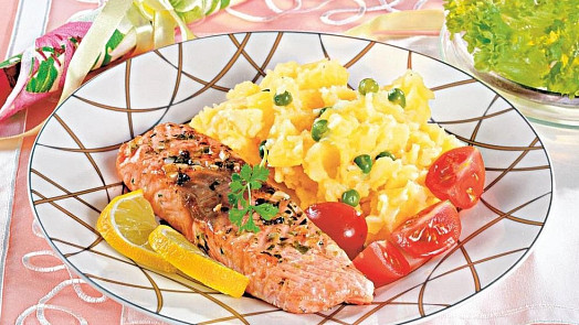 Losos na přírodno: Oblíbenou rybu přípravíte ještě zdravěji v horkovzdušné fritéze