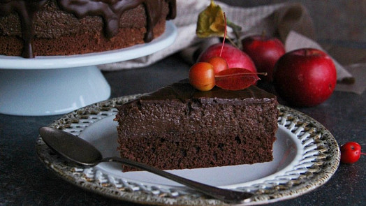 Čokoládovo-jablečný moučník: Kombinace ovoce a čokolády vám nedá spát. Zkusíte?