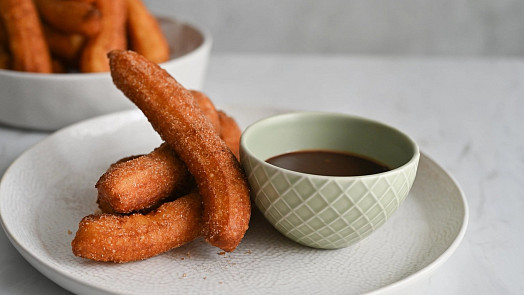 Jak připravit churros? Oblíbenou španělskou dobrotu si můžete připravit i doma
