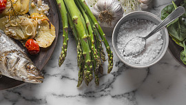 Jaké jsou druhy soli a k čemu jsou vhodné? Objevte nezvyklé gurmánské obměny