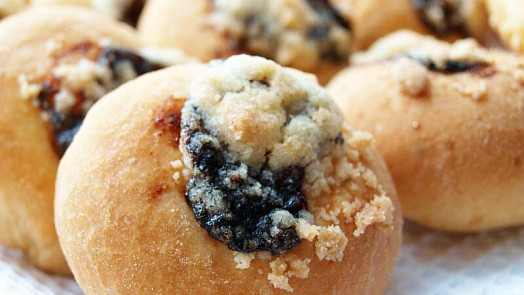 15 receptů na tradiční koláčky: S tvarohovou náplní a drobenkou chutnají jako od babičky