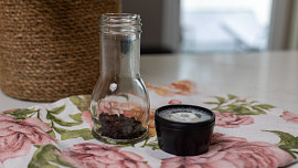 Jednorázový mlýnek není tak úplně jednorázový. Řiďte se trikem z videonávodu