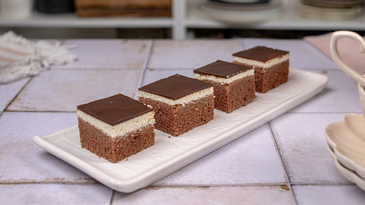 Míša řezy: Připravte podle videonávodu svůdný dezert plný tvarohu a čokolády