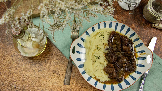 Co připravit z kližky? Neuvaříte z ní jen hovězí guláš, objevte její plný potenciál