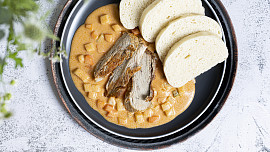 15 receptů z vepřové plece: Pochutnejte si na guláši, výpečcích či pečené na pivu