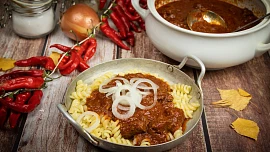 25 jídel, která budou druhý den ještě lepší: Uvařte rovnou na dva dny a pochutnejte si