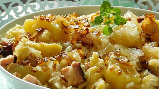 Uhlířina: Pamatujete na babiččinu kuchyni? Připomeňte si ji tímto levným pokrmem