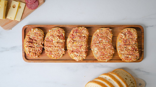 Jak udělat ševcovský mls? Vyzkoušejte osvědčený recept na jemně pikantní pomazánku