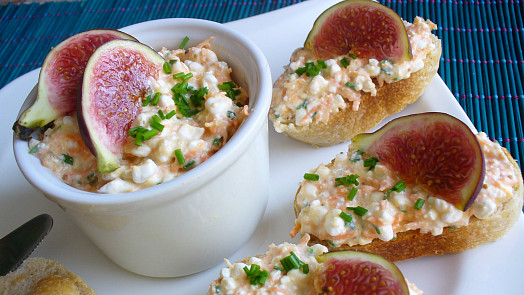 Mrkvová pomazánka: Připravte výtečné pohoštění se svěží barvou a chutí