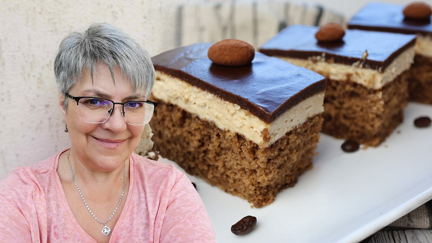 Kávové řezy s piškotovým krémem a čokoládovou polevou: Retro našich babiček