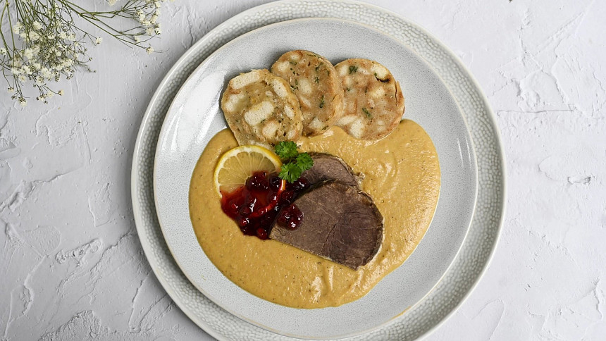 16 receptů na oblíbená česká jídla: Pochutnejte si na poctivém jídle našich babiček