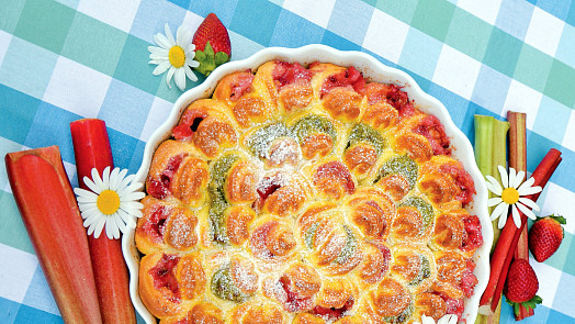 Jak zpracovat rebarboru v kuchyni? Zkuste ji 5x jinak. Snadno a pokaždé božsky