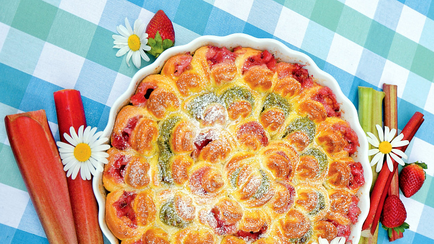 Jak zpracovat rebarboru v kuchyni? Zkuste ji 5x jinak. Snadno a pokaždé božsky