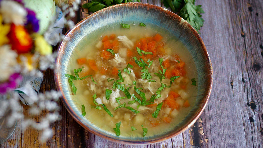 Jakou polévku ke svíčkové omáčce? Tradiční kombinace je spolehlivou zárukou úspěchu