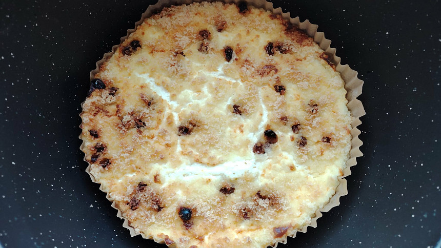 Tvarohový koláč: Napoprvé remoska stačí, ale podruhé už sáhnete po velkém plechu