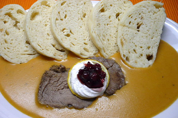 Tradiční svíčková