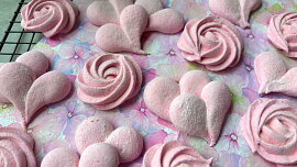 Nadýchané ovocné marshmallows se rozplývají na jazyku a skvěle se hodí jako i dárek