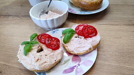 Bleskurychlá šunková pěna z mozzarelly: Stačí vám na ni pouze tři dostupné suroviny