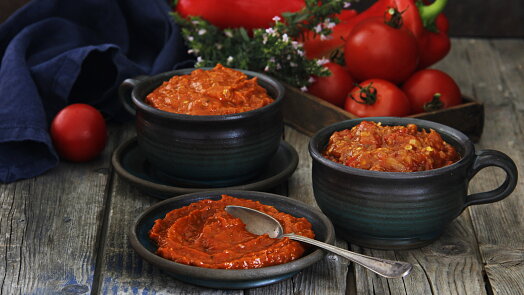 Pravý ajvar jako z Balkánu: Zapomeňte na kupovaný a připravte si poctivý domácí