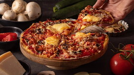Fantastická cuketová pizza: Zažeňte rychle hlad i chutě a ušetřete za dovoz jídla