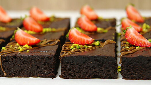 Brownies s cuketou si prostě zamilujete. Takhle šťavnatý moučník jste ještě nejedli