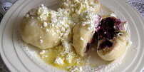 Babiččiny kynuté borůvkové knedlíky: Zkuste osvědčený recept a pochutnejte si