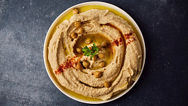 Jak připravit hummus, falafel a další oblíbená jídla z cizrny. Tohle jsou nejžádanější speciality