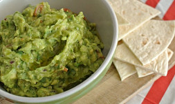 Jak poznat správně zralé avokádo. Jak ho jíst a jak z něj připravit mexické guacamole