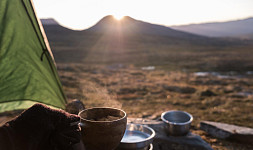 Jaké jídlo si připravit na trek. Co s sebou pod stan, abychom se moc nepronesli a zároveň měli to nejdůležitější