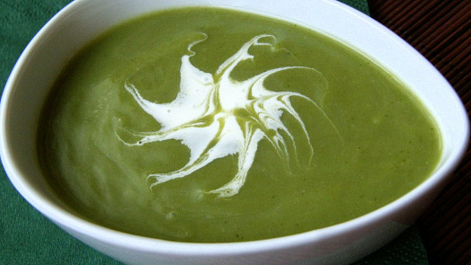 Nejlepší recepty na zeleninové polévky: Vyzkoušejte brokolicovou, květákovou, kapustovou nebo zelnou
