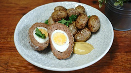 Pštrosí nebo skotské vejce: Ukážeme vám, jak tuto lákavou specialitu připravit