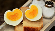 Tři tipy pro dokonalé vaječné plátky: Poradíme, jak snadno krájet uvařená vajíčka