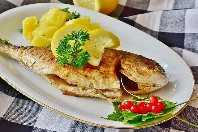 Lze grilovat mražené ryby? Rozhodně ano a my vám poradíme, jak na jejich správné rozmrazení - Toprecepty.cz
