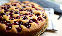 Třešňové moučníky: Ochutnejte bublaniny, koláče, muffiny, dorty a další dobroty podle skvělých receptů