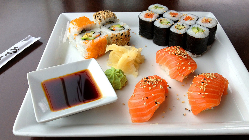 Sushi - tradiční japonský pokrm: Jaké jsou jeho druhy a co vše potřebujete k jejich přípravě