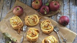 15 nejchutnějších jablečných moučníků: Nechte se inspirovat naším výběrem receptů
