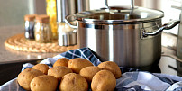 16 tipů, jak využít zbylé brambory k přípravě oběda nebo večeře