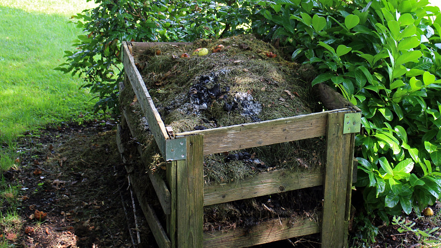 Co patří do kompostu? Správně vytvořený kompost poskytne půdě bohatou výživu