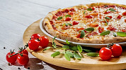Pizza je velmi oblíbeným jídlem, které znají lidé po celém světě