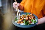 Asijská kuchyně je typická výraznými chutěmi a těší se mezinárodní oblibě
