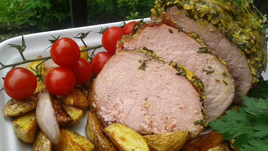 Poznáte rozdíl mezi vepřovou kotletou, pečení a karé? Vysvětlíme, jak to vlastně je