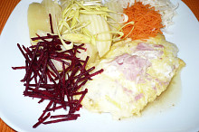 Navíc nahoře šunka.