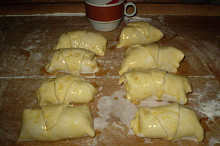 Burek potřený vajíčkem