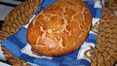 Chléb s bylinkama a česnekem, chleba s bylinkama a česnekem