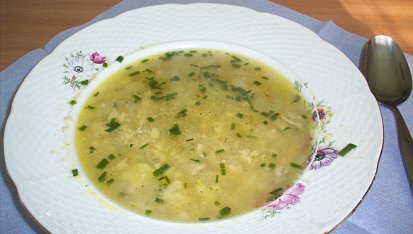 Cibulačka s krupicovou jíškou