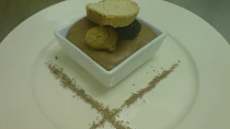 Čokoládová pěna/ Chocolate mousse/ Mousse aux chocolat