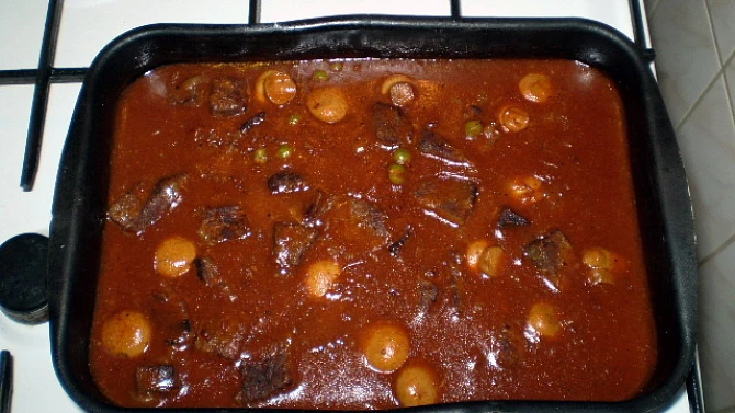 Dušené hovězí v troubě (rychle, bez tuku a bez hlídání), Hovězí dušené v troubě